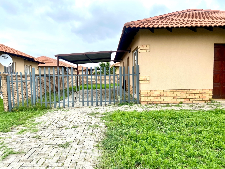 3 Bedroom Property for Sale in Waterkloof North West